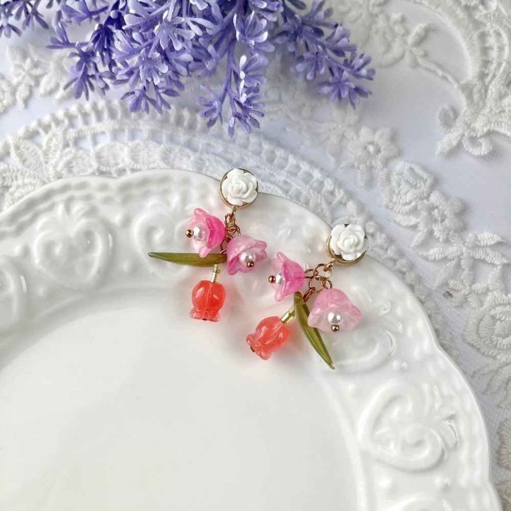 Pink lily of the valley earrings 🌸✨